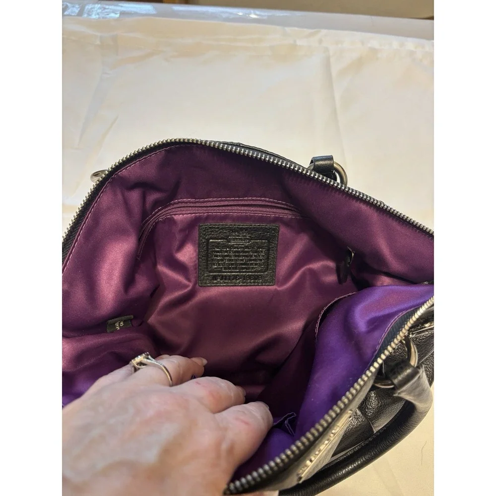 Super Stylish Coach Madison Black Leather Convertible Satchel‎ W Shoulder Strap
